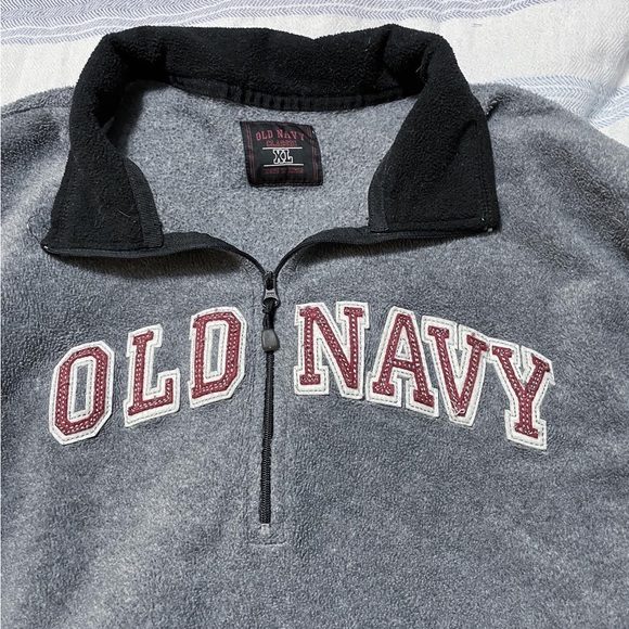 1/4 Zip Vintage Old Navy - Picture 2 of 2